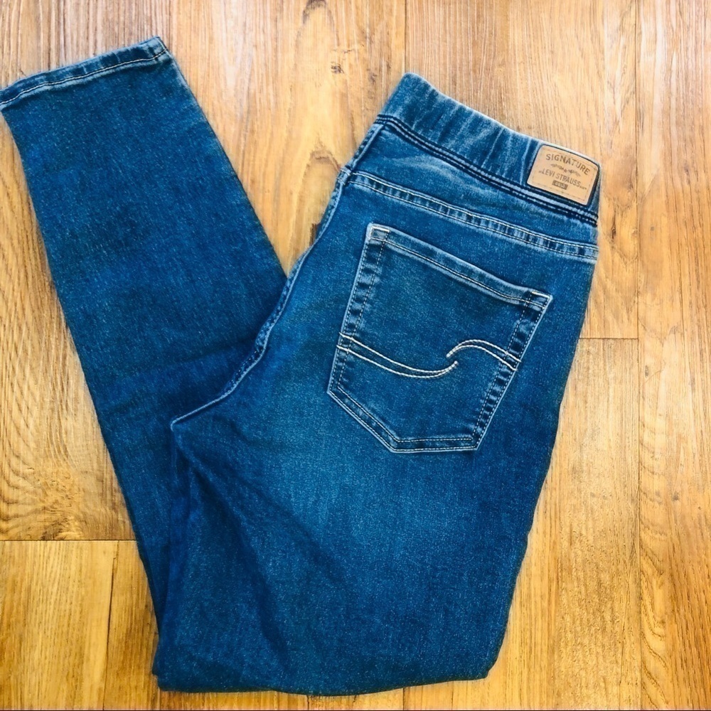 LEVI Strauss & Co. Gold Label Women’s Totally Shaping Pull-on Skinny Jeans - Picture 9 of 9